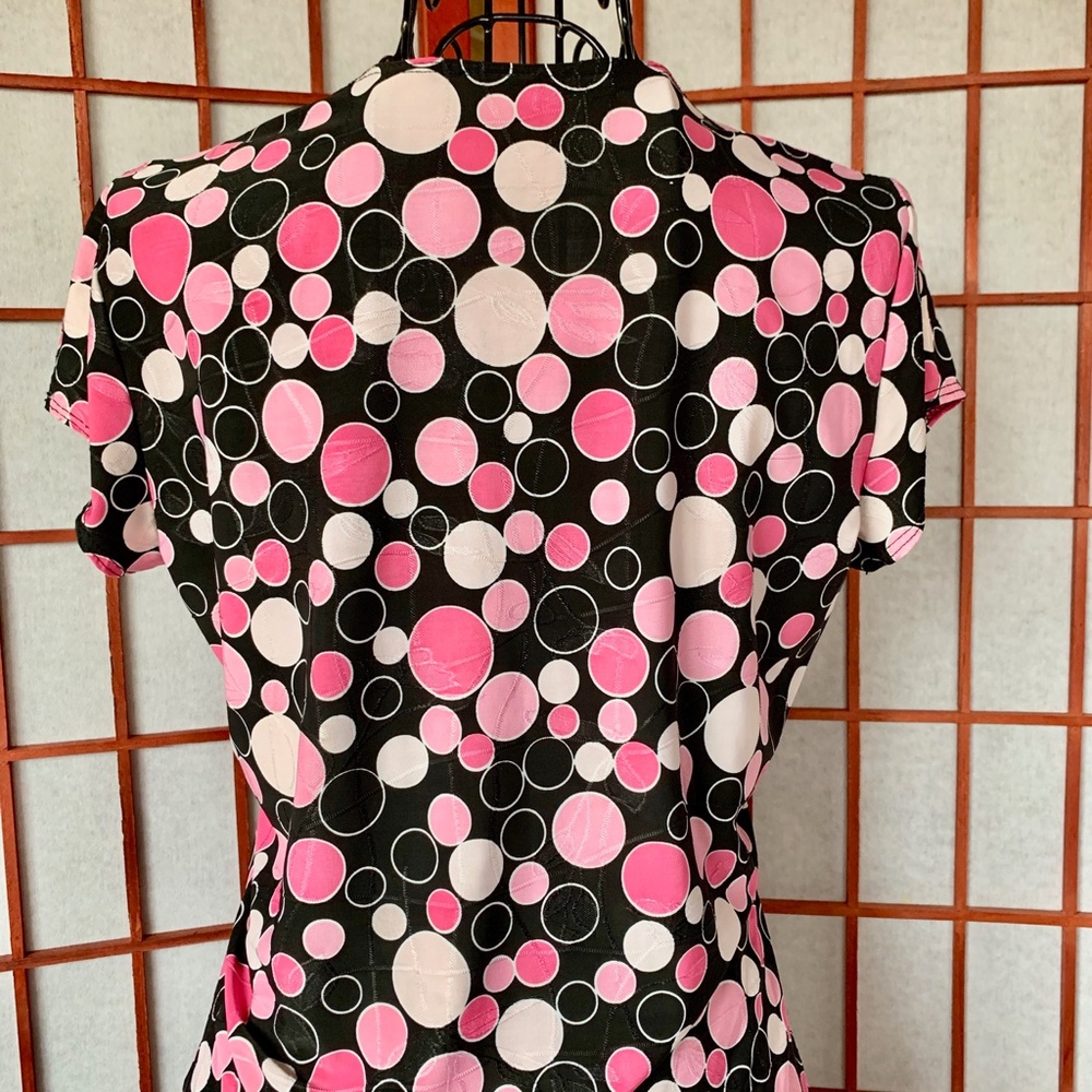 Unbranded Polka-Dot Stretch Shell Top - Picture 5 of 6